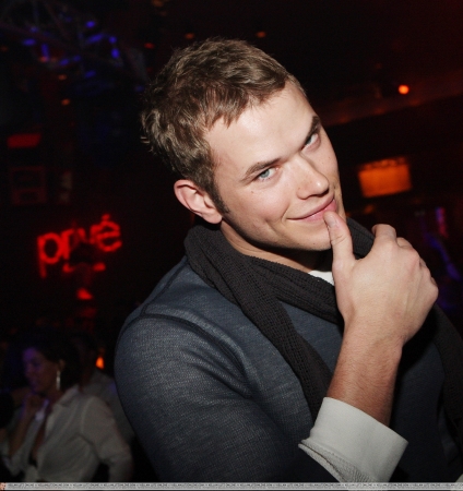kellan-lutz-birthday.jpg